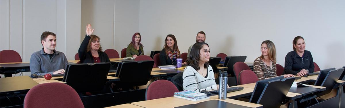 ACC computer lab with students