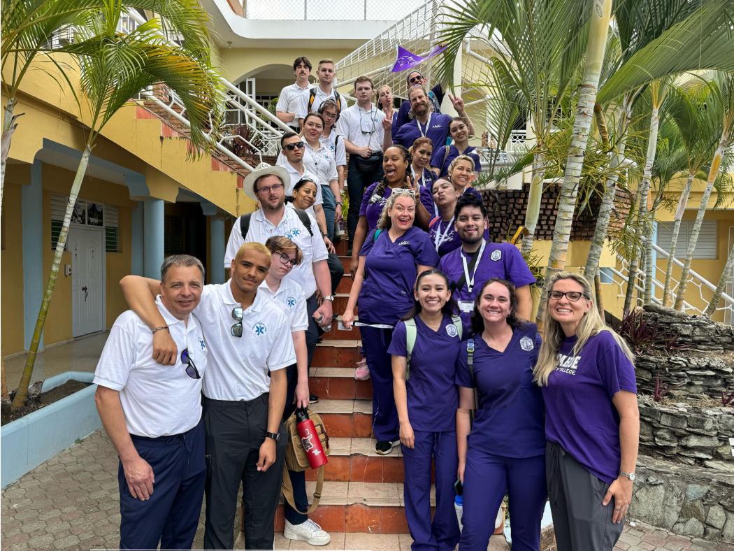 ACC students and faculty members pose for a group photo during a study abroad trip to the Dominican Republic