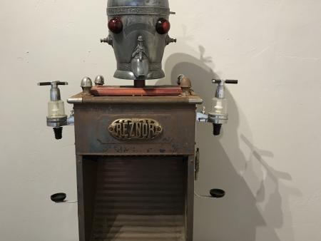 Susan Blosten - Reggie Reznor Minibarbot