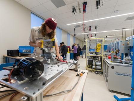 ACC student uses equipment in the Robotics lab at the DSCD Legacy Campus in Lone Tree. 