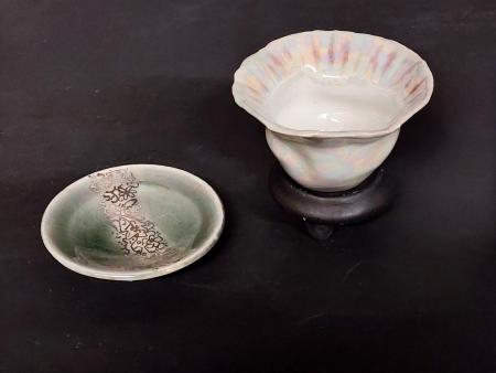 McKinnell, Jim - Miniature Shallow Bowl Miniature Opalescent Bowl with Black Footed Base