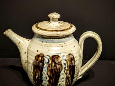 McKinnell - Tea Pot