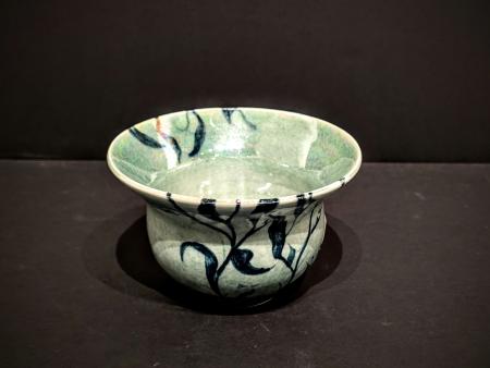 McKinnell, Nan - Blue Vine Caledon bowl