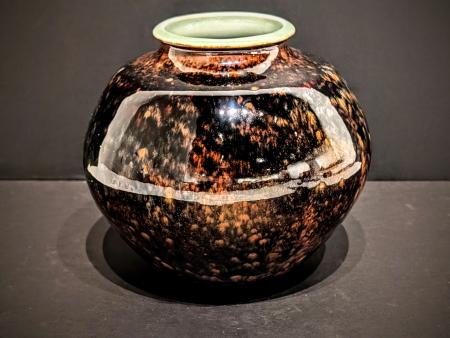 McKinnell, Nan - 1980's Porcelain and Mottled Tenmoku Vase