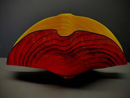 Curry, Scott & Laura - Large Wavy Glass Clam