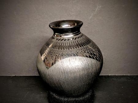 Martinez, Susy - Etched Blake Vase